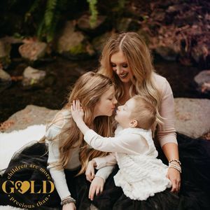 Meet your Posher, Janelle